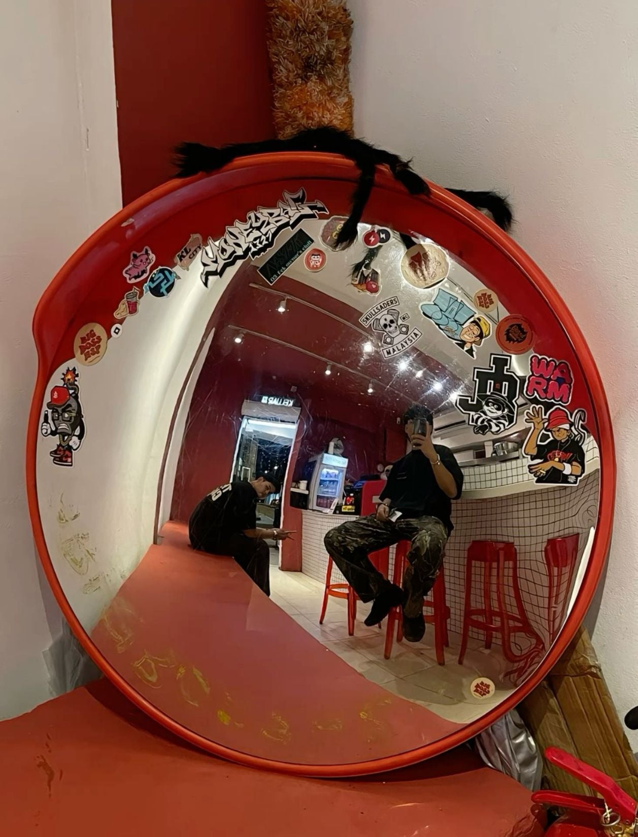 Convex Mirror
