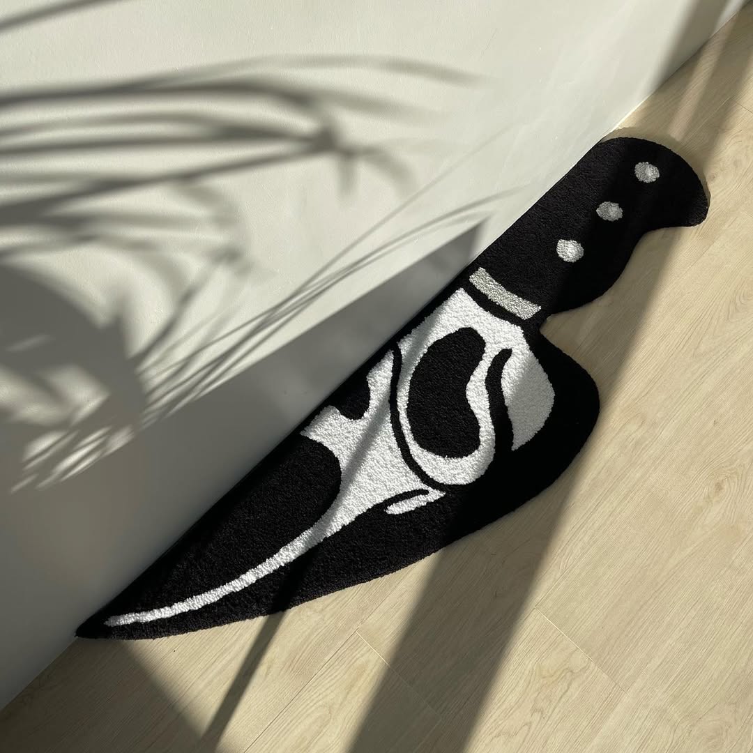 Scream Knife Rug